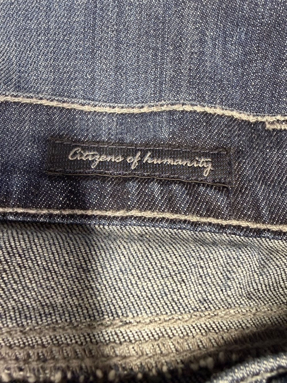 Citizens Of Humanity Light Wash Flare Jeans - Picture 7 of 12